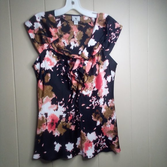Free With Bundle omen's Floral Ruffle Top - Picture 13 of 13